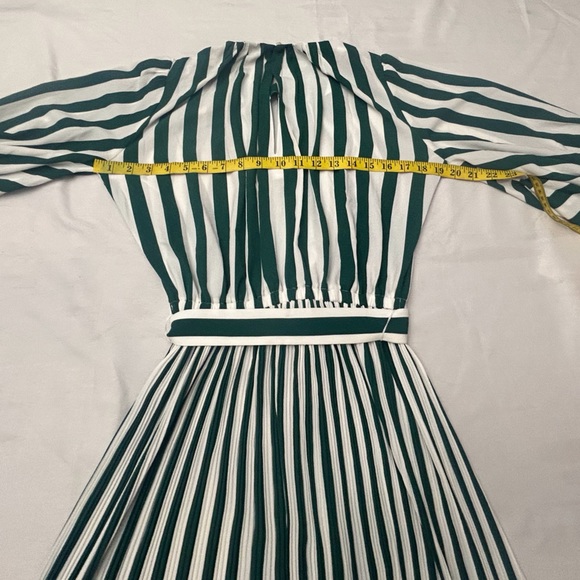 AYR DRESS - Picture 6 of 15